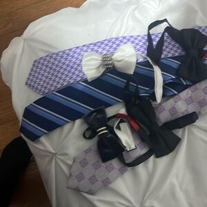 3 mens ties and 4 mens bow ties lot for sale